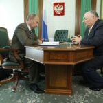 27 july, 2010 Prime Minister Vladimir Putin meeting with Chairman of the Akron Coordinating Council Vyacheslav Kantor / archive.premier.gov.ru
