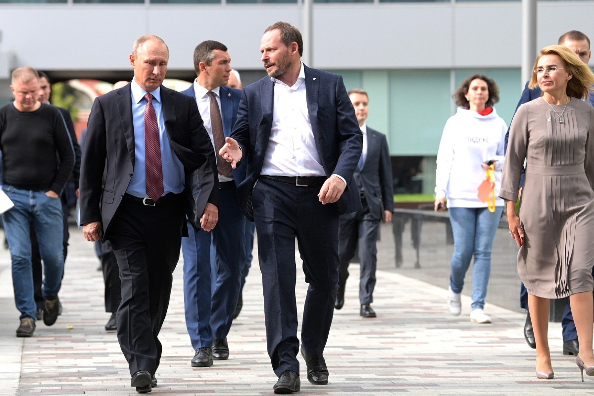 Vladimir Putin and Arkady Volozh. 2017 / Photo: kremlin.ru