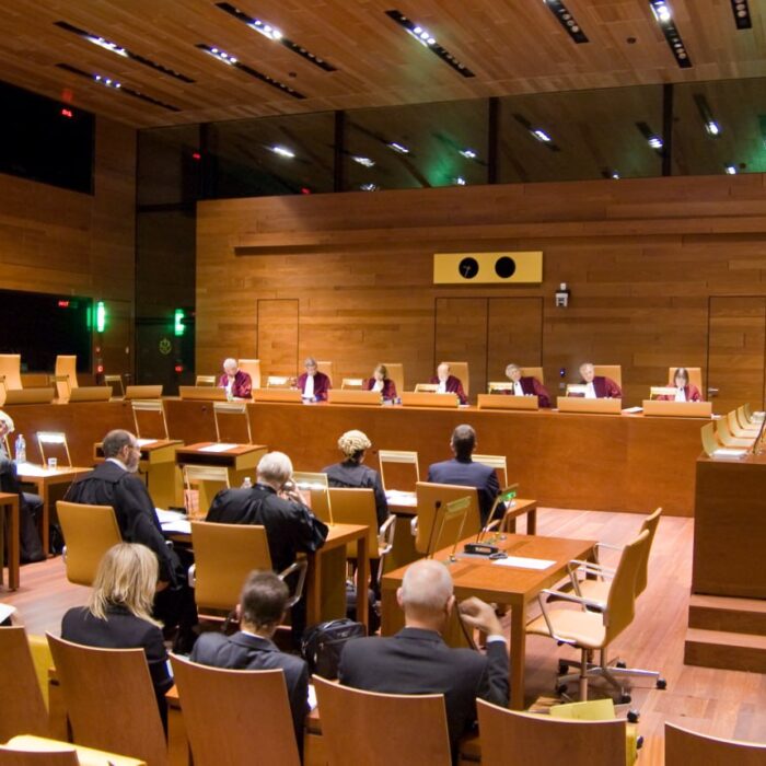 A participant in the “spy scandal” is demanding the lifting of EU sanctions?