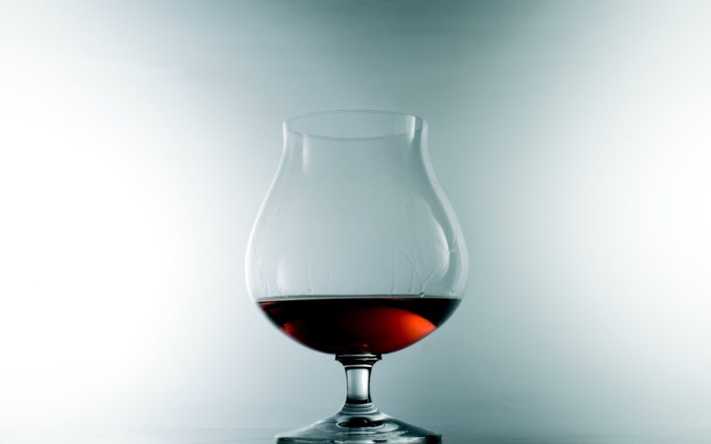 China responds to EU duties by demanding a deposit for brandy