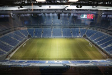 Sanctions crush contracts of Russian football clubs