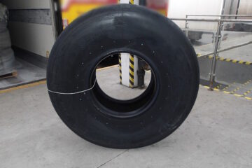 Poland detained 5 tons of tires for Boeing aircraft transported to Russia