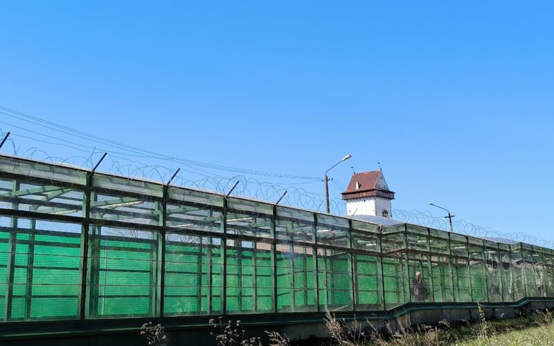The Estonian border with Russia / sanctionslists.org