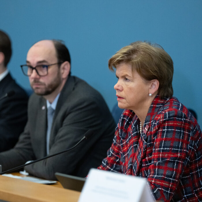 Latvia Pushes to Sever Last Economic Ties with Russia and Belarus