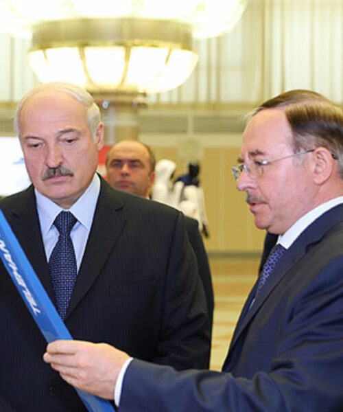Is Lukashenko’s companion’s business jet stuck in Moscow?