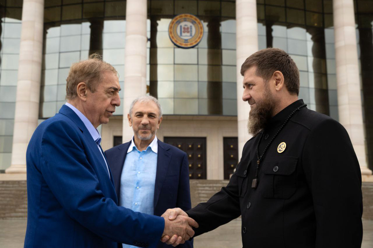 Mikhail Gutseriev received the title of "Honorary Citizen of the Chechen Republic" in 2025. The decree on conferring the title was signed by the head of the Chechen Republic, Ramzan Kadyrov. Kadyrov then noted that he had known Gutseriev for a long time / chechnya.gov.ru